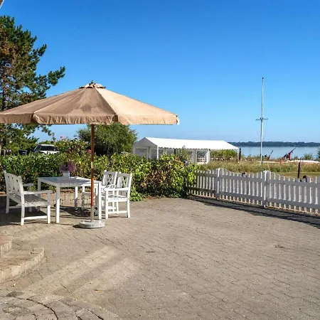 Сasa de vacaciones Holiday Thruid - 10m From The Sea In Funen Ebberup